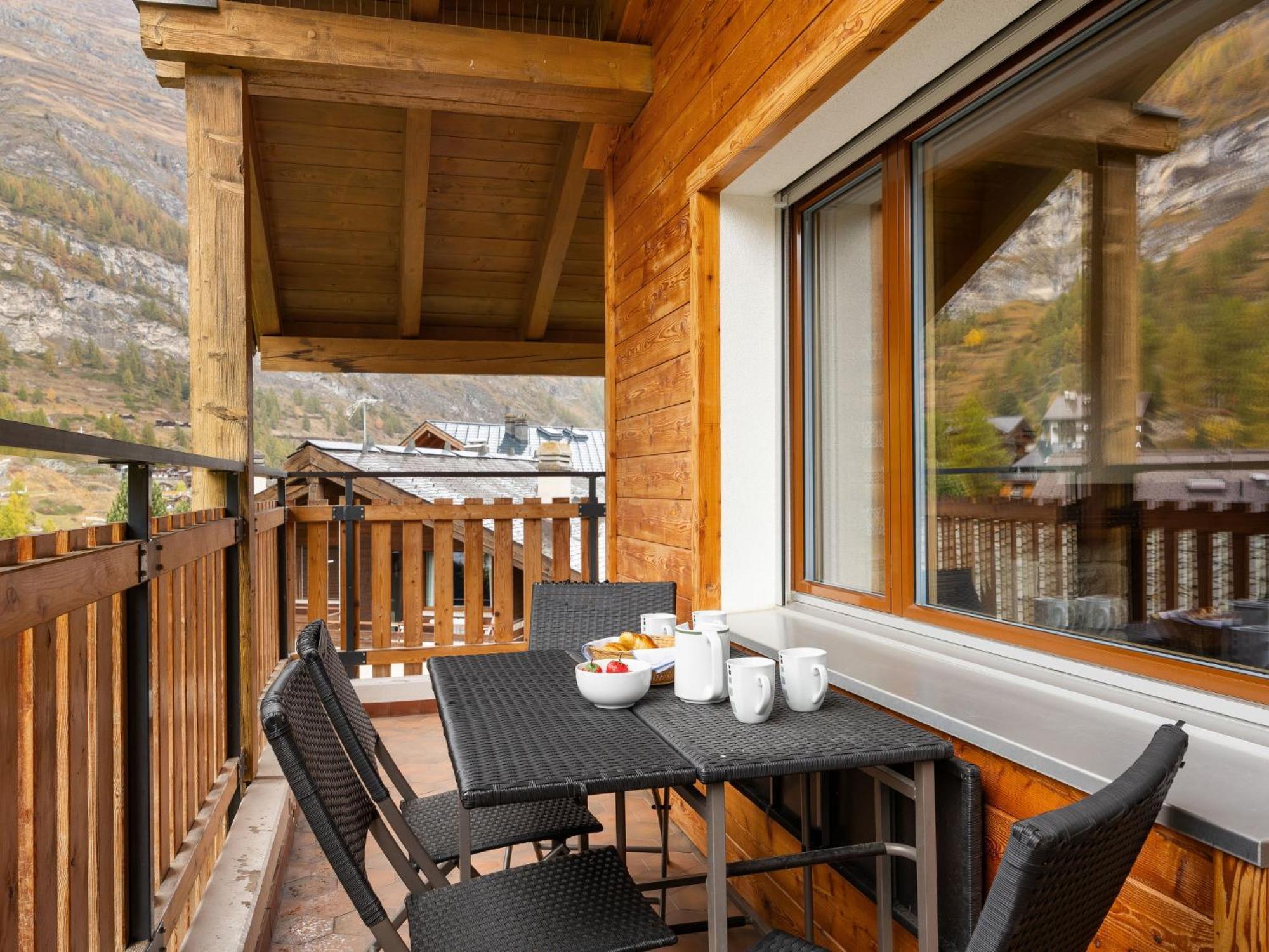 Apartment Silence-1 By Interhome Zermatt Exterior photo